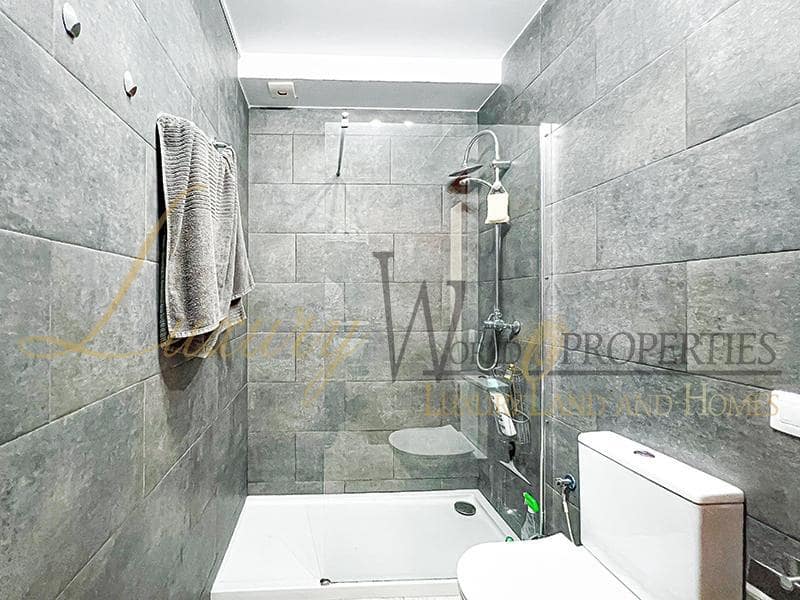 5 soveværelse Villa til salg i Costa Adeje med garage - € 625.000 (Ref: 8738490)