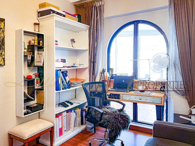 5 soveværelse Villa til salg i Costa Adeje med garage - € 625.000 (Ref: 8738490)