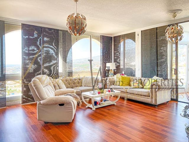 5 chambre Villa/Maison à vendre à San Eugenio Alto, Adeje avec garage - 625 000 € (Ref: 8738490)