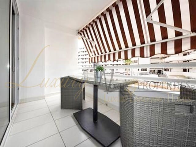 Flat te koop in Playa de las Americas, Arona met zwembad - € 263.000 (Ref: 8742667)