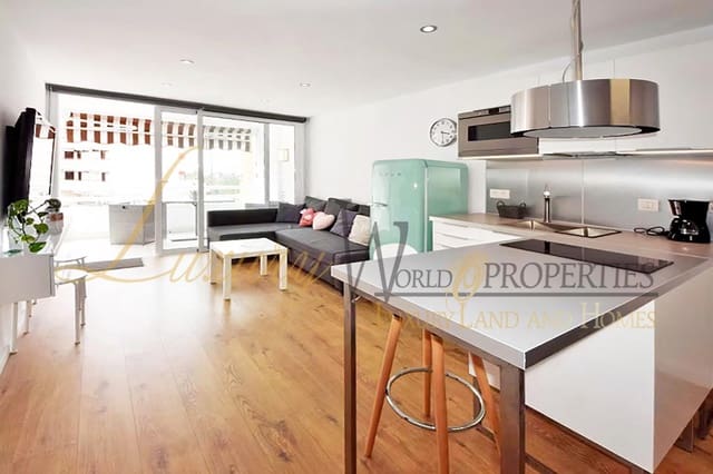 Flat te koop in Playa de las Americas, Arona met zwembad - € 263.000 (Ref: 8742667)