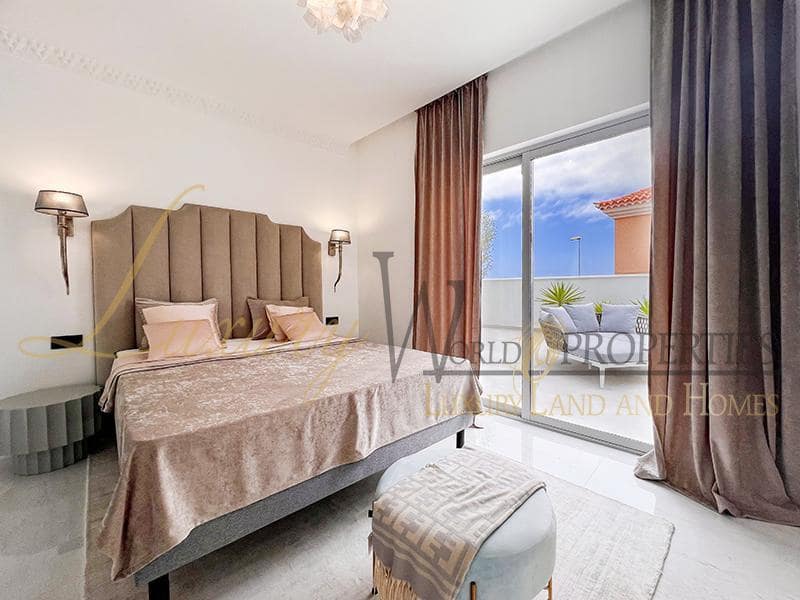 4 quarto Moradia para venda em Adeje com piscina garagem - 1 580 000 € (Ref: 8754866)