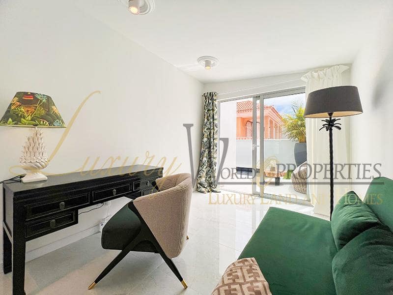 4 quarto Moradia para venda em Adeje com piscina garagem - 1 580 000 € (Ref: 8754866)