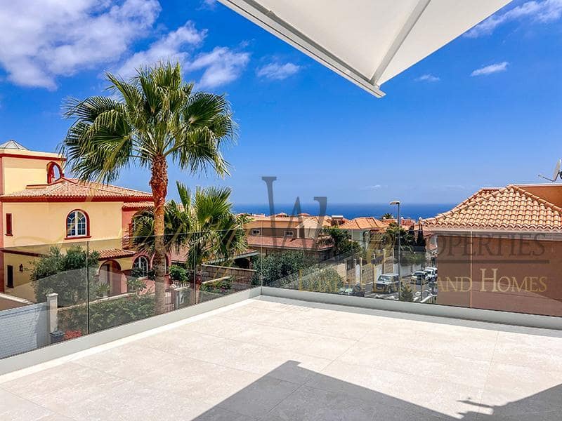 4 quarto Moradia para venda em Adeje com piscina garagem - 1 580 000 € (Ref: 8754866)