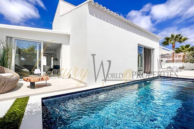 4 quarto Moradia para venda em Casco Urbano, Adeje com piscina garagem - 1 580 000 € (Ref: 8754866)