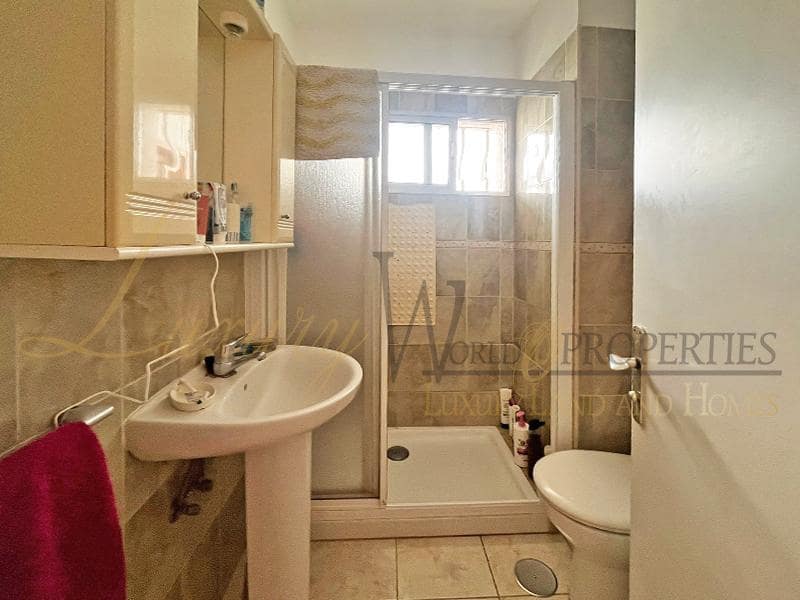 1 soveværelse Lejlighed til salg i Costa Adeje med swimmingpool garage - € 285.000 (Ref: 8765962)