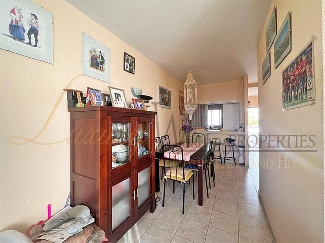 1 soveværelse Lejlighed til salg i Playa de las Américas, Adeje med swimmingpool garage - € 285.000 (Ref: 8765962)