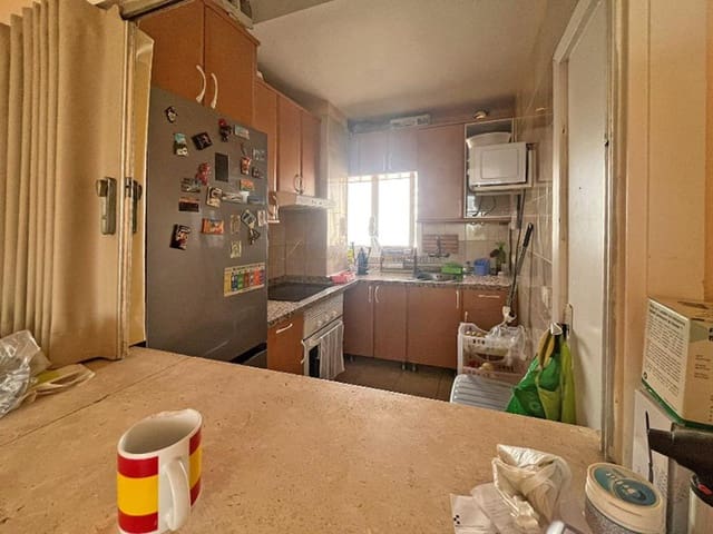 1 chambre Appartement à vendre à Playa de las Américas, Adeje avec piscine garage - 275 000 € (Ref: 8765962)