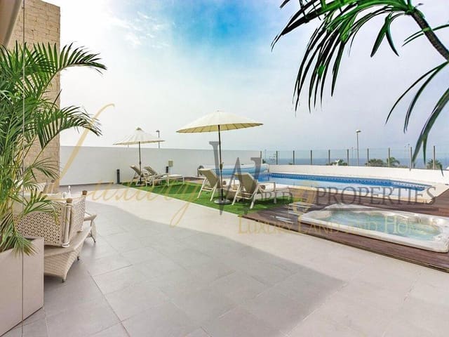 3 soverom Villa til salgs i La Caleta Adeje, Adeje med svømmebasseng garasje - € 1 700 000 (Ref: 8771037)