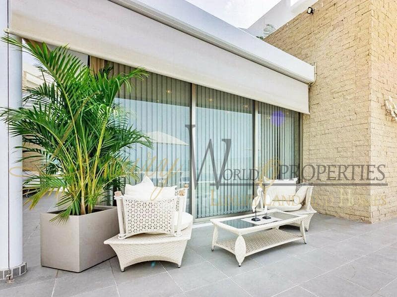 3 soverom Villa til salgs i Costa Adeje med svømmebasseng garasje - € 1 700 000 (Ref: 8771037)