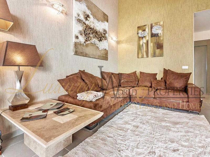 3 soverom Villa til salgs i Costa Adeje med svømmebasseng garasje - € 1 700 000 (Ref: 8771037)