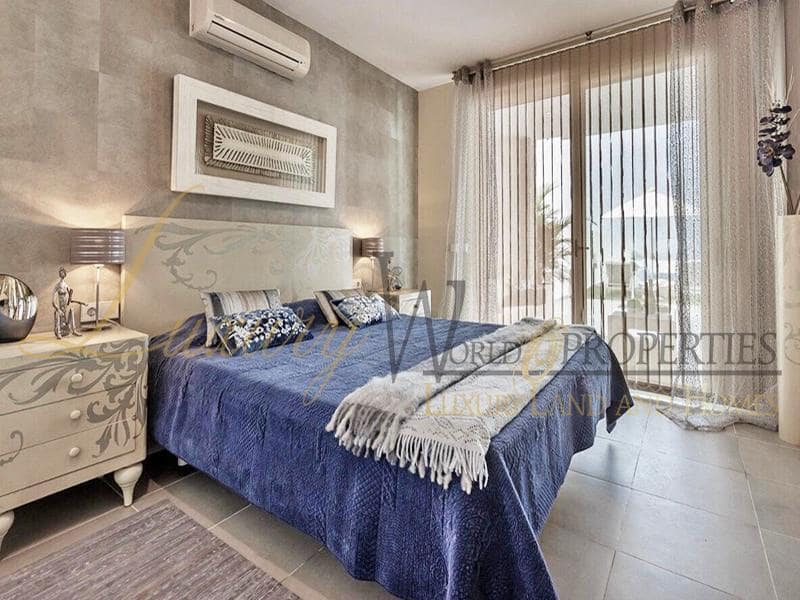 3 soverom Villa til salgs i Costa Adeje med svømmebasseng garasje - € 1 700 000 (Ref: 8771037)