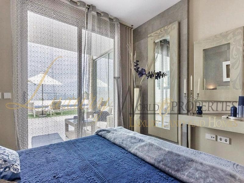 3 soverom Villa til salgs i Costa Adeje med svømmebasseng garasje - € 1 700 000 (Ref: 8771037)