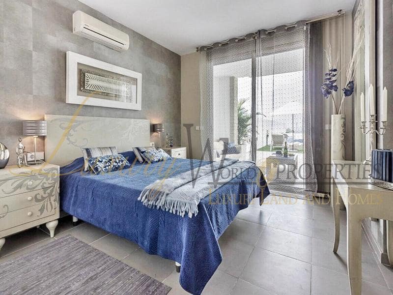 3 soverom Villa til salgs i Costa Adeje med svømmebasseng garasje - € 1 700 000 (Ref: 8771037)