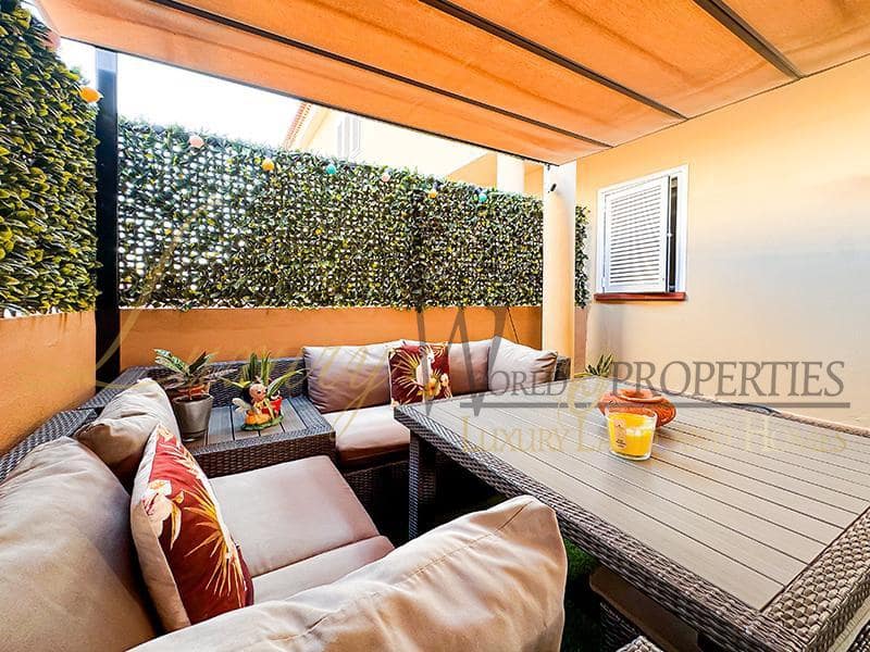 4 soverom Villa til salgs i Puerto Santiago med svømmebasseng garasje - € 995 000 (Ref: 8771038)