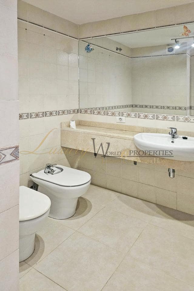 2 soveværelse Lejlighed til salg i Costa Adeje med swimmingpool garage - € 429.500 (Ref: 8771118)