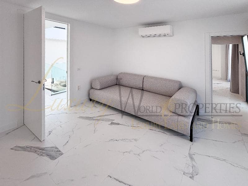 4 soveværelse Villa til salg i El Madronal med swimmingpool garage - € 3.500.000 (Ref: 8777639)