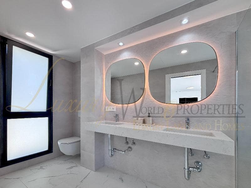 4 soveværelse Villa til salg i El Madronal med swimmingpool garage - € 3.500.000 (Ref: 8777639)