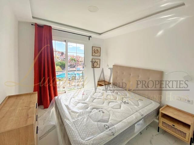 2 chambre Appartement à vendre à Los Cristianos, Arona avec piscine - 330 000 € (Ref: 8782969)