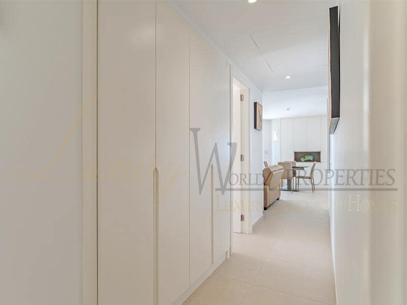 2 slaapkamer Flat te koop in Playa de las Americas met zwembad - € 1.680.000 (Ref: 8788066)