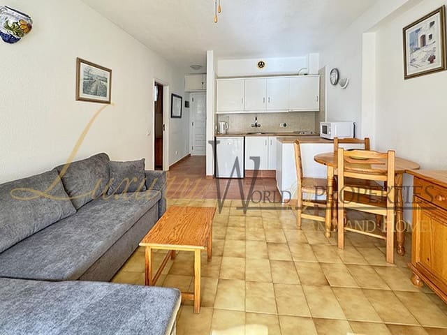 1 slaapkamer Flat te koop in Los Cristianos, Arona met zwembad - € 235.000 (Ref: 8815083)