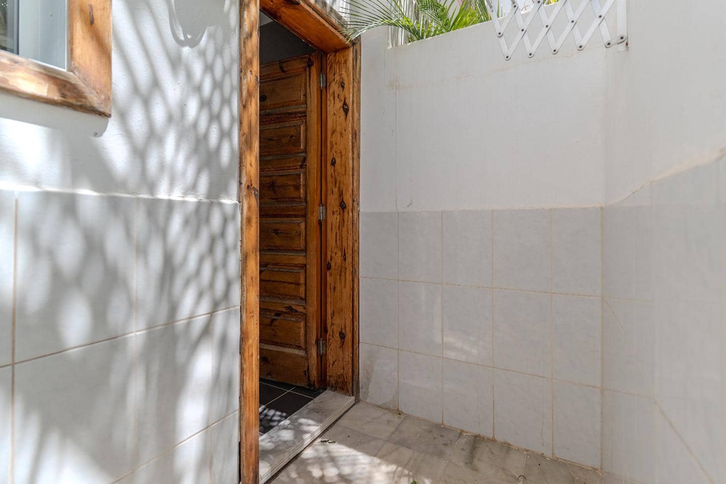 3 soveværelse Villa til salg i Playa de las Americas med swimmingpool - € 1.590.000 (Ref: 8840402)