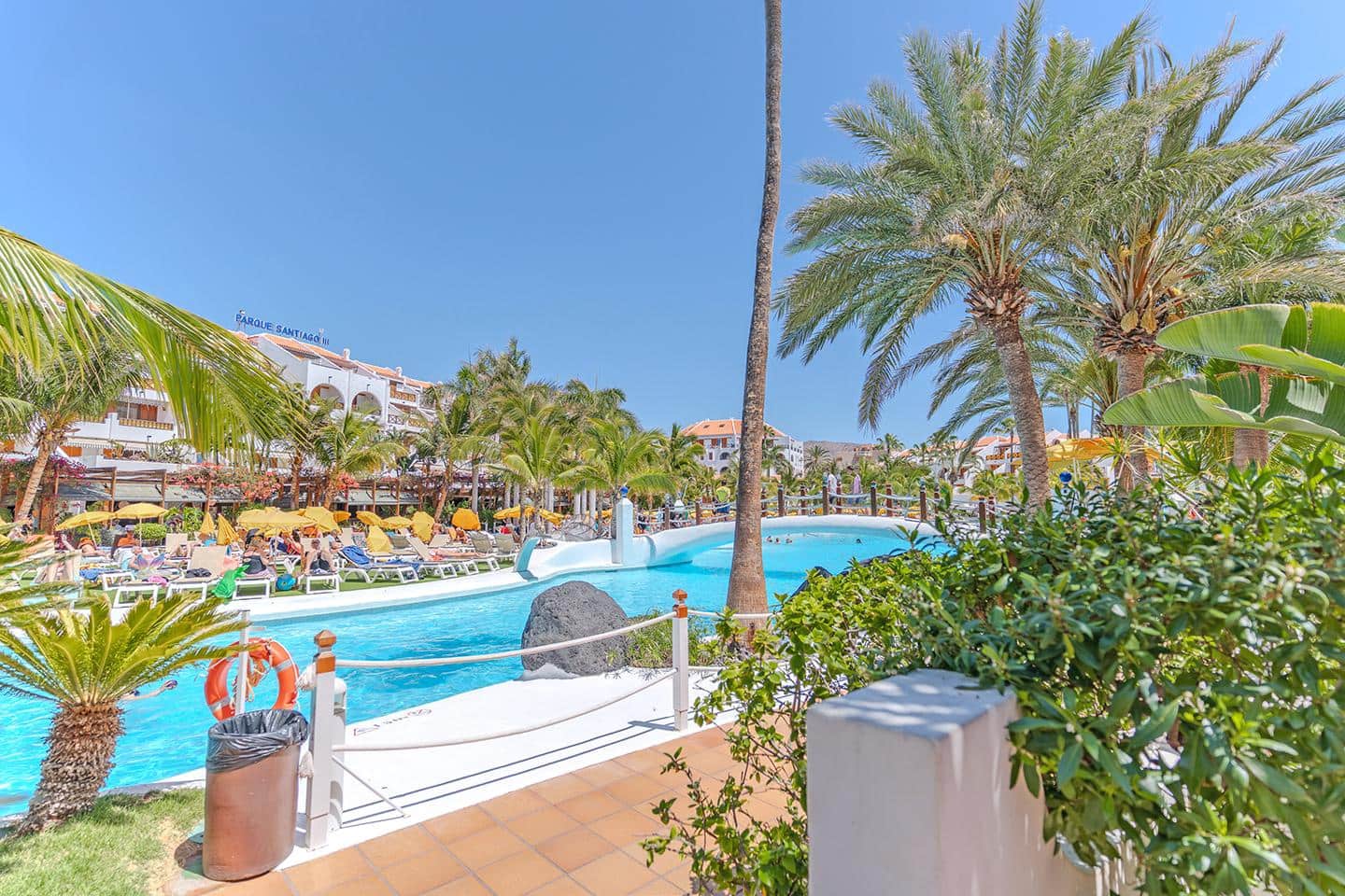 3 soveværelse Villa til salg i Playa de las Americas med swimmingpool - € 1.590.000 (Ref: 8840402)