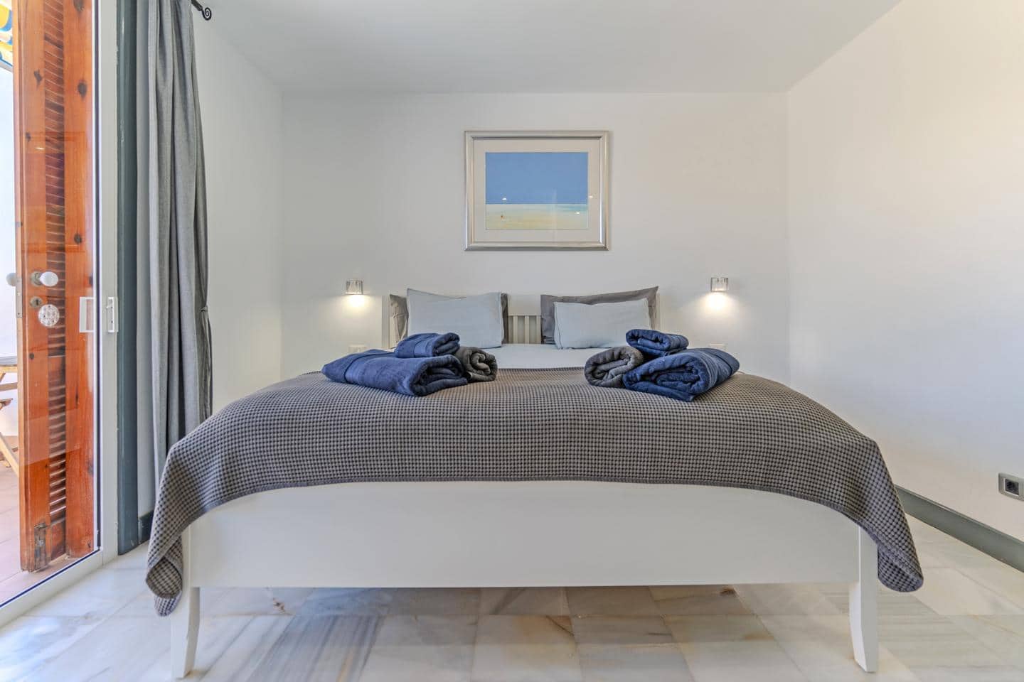 3 soveværelse Villa til salg i Playa de las Americas med swimmingpool - € 1.590.000 (Ref: 8840402)