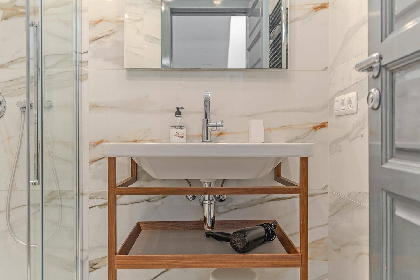 3 soveværelse Villa til salg i Playa de las Americas med swimmingpool - € 1.590.000 (Ref: 8840402)