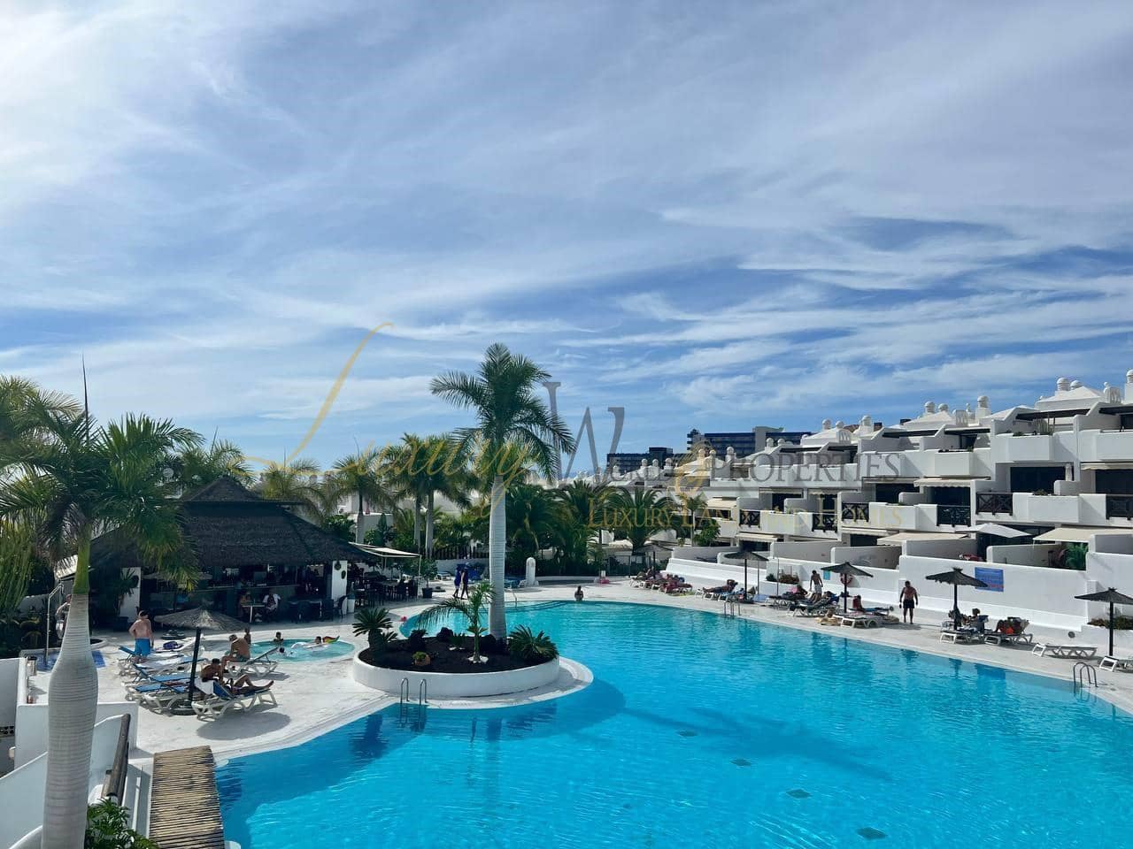 3 soveværelse Lejlighed til salg i Playa Paraiso med swimmingpool garage - € 450.000 (Ref: 8850377)