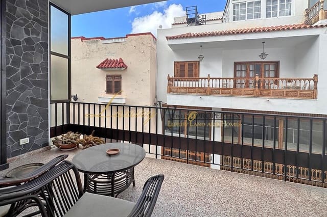 7 soveværelse Villa til salg i Guía de Isora med garage - € 480.000 (Ref: 8891924)