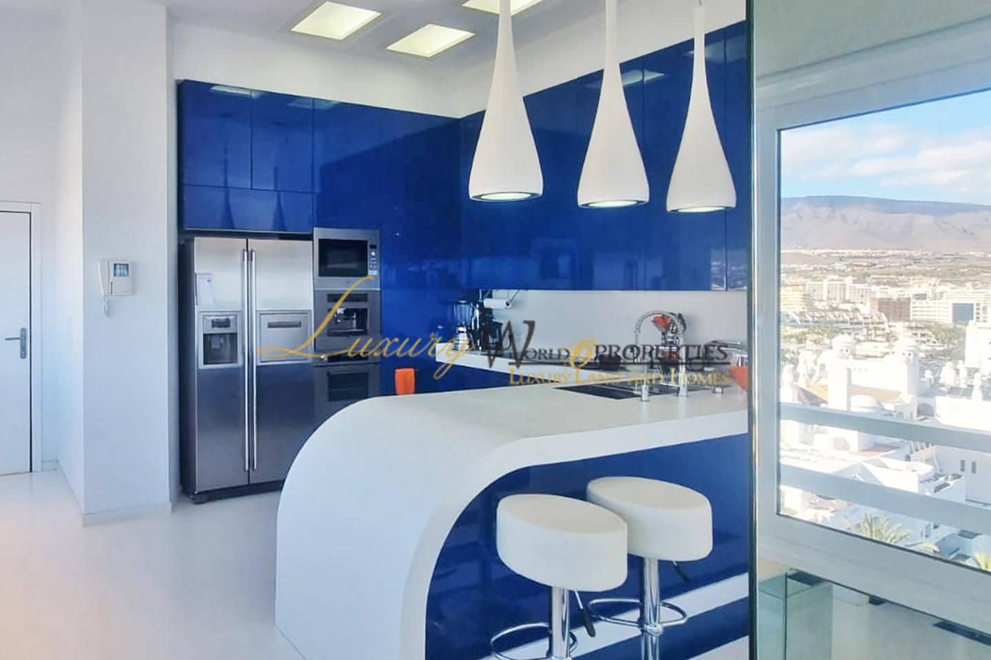 1 soveværelse Lejlighed til salg i Costa Adeje med swimmingpool - € 1.595.000 (Ref: 8924593)