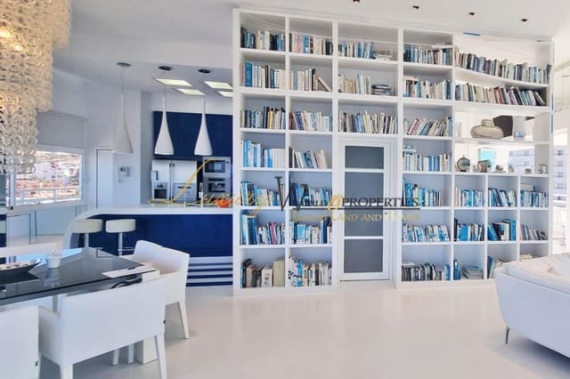 1 soverom Leilighet til salgs i San Eugenio Bajo, Adeje med svømmebasseng - € 1 595 000 (Ref: 8924593)