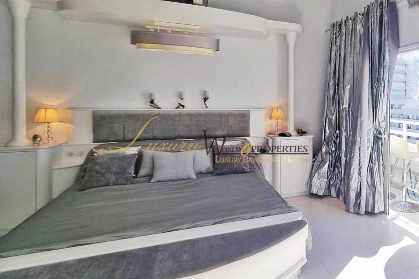 1 soveværelse Lejlighed til salg i Costa Adeje med swimmingpool - € 1.595.000 (Ref: 8924593)