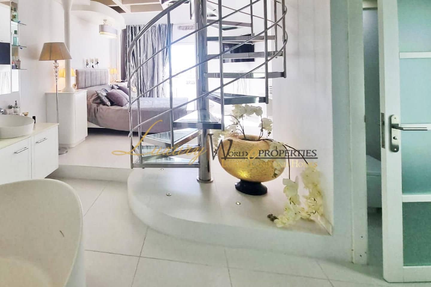 1 soveværelse Lejlighed til salg i Costa Adeje med swimmingpool - € 1.595.000 (Ref: 8924593)