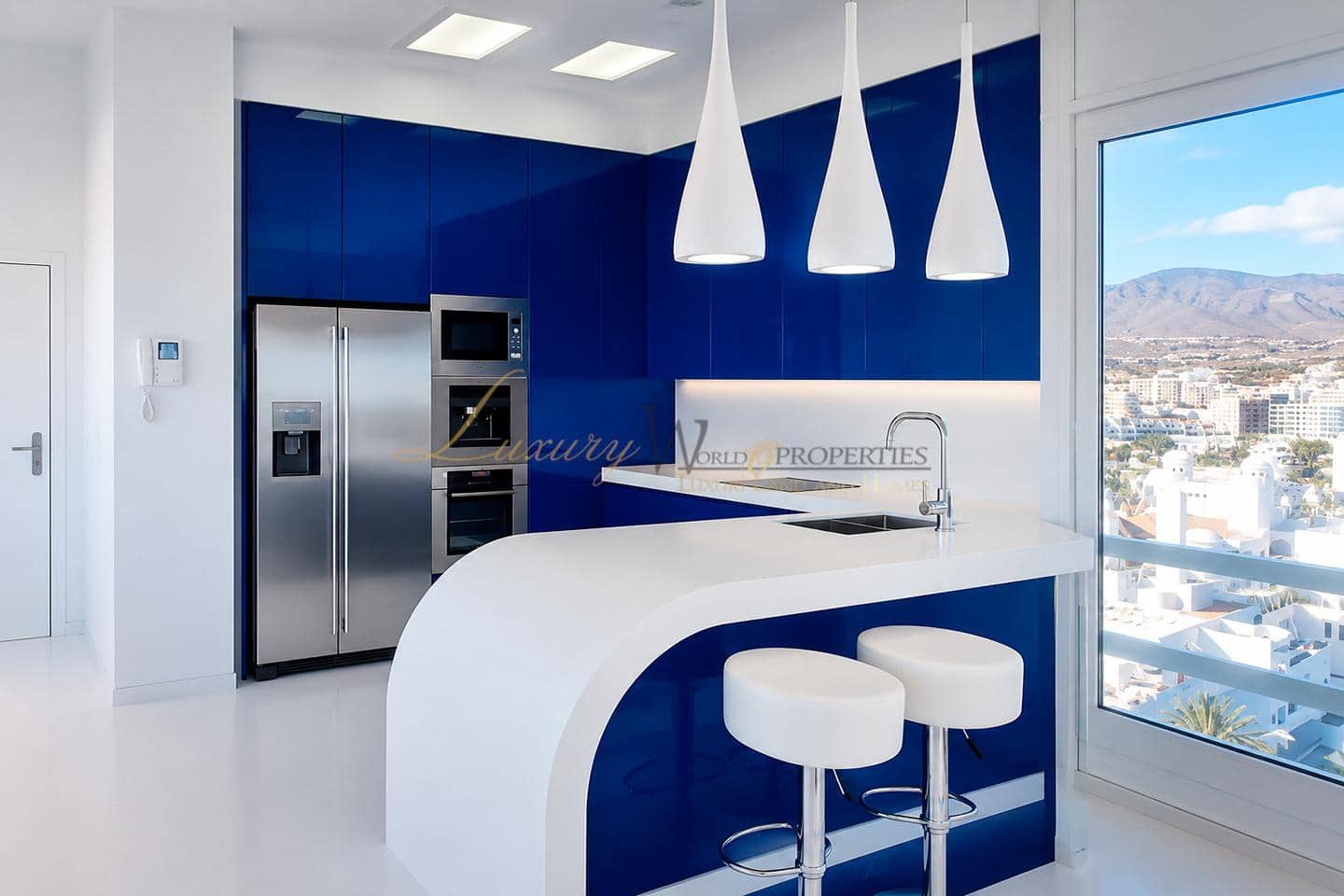 1 Zimmer Wohnung zu verkaufen in Costa Adeje mit Pool - 1.495.000 € (Ref: 8924593)