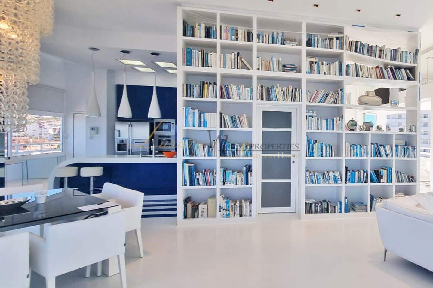 1 Zimmer Wohnung zu verkaufen in Costa Adeje mit Pool - 1.495.000 € (Ref: 8924593)