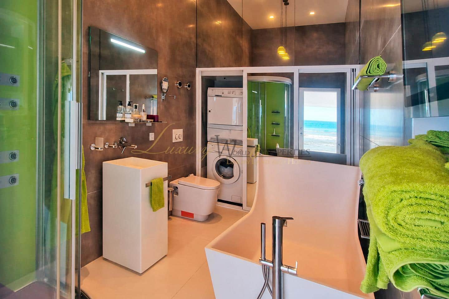 1 Zimmer Wohnung zu verkaufen in Costa Adeje mit Pool - 1.495.000 € (Ref: 8924593)