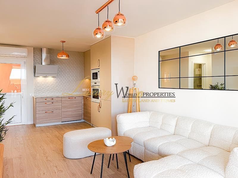 1 soveværelse Lejlighed til salg i Costa Adeje med swimmingpool garage - € 250.000 (Ref: 8935600)