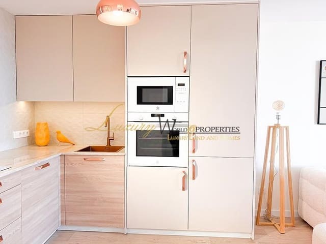 1 bedroom Flat for sale in Torviscas Centro y Alto, Adeje with pool garage - € 250,000 (Ref: 8935600)