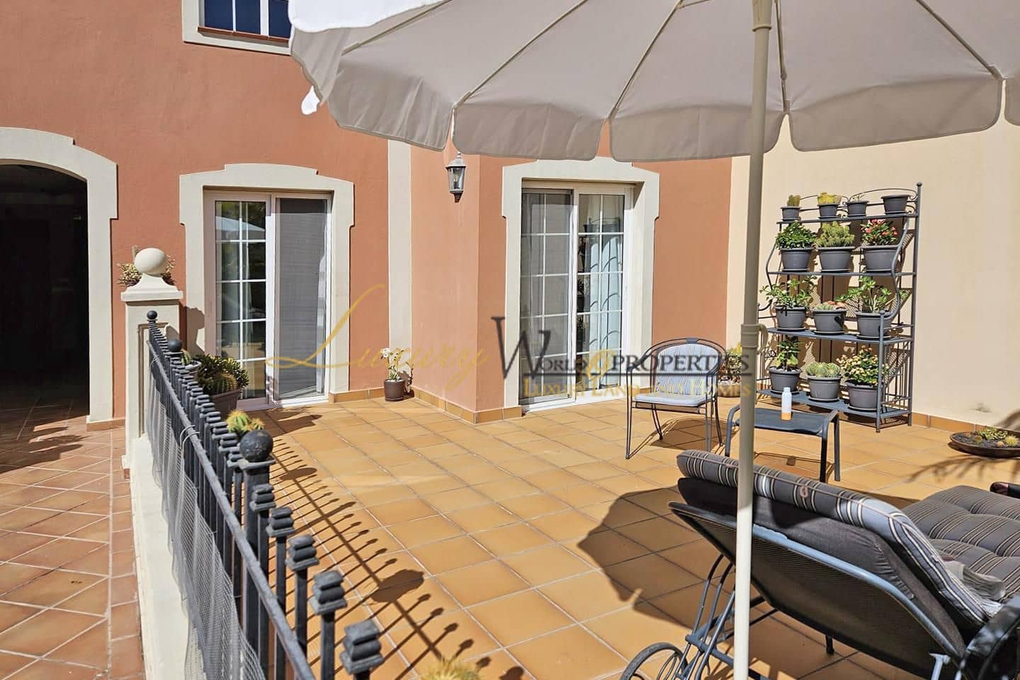 4 sypialnia Mieszkanie na sprzedaż w Palm-Mar z basenem garażem - 1 295 000 € (Ref: 8936337)