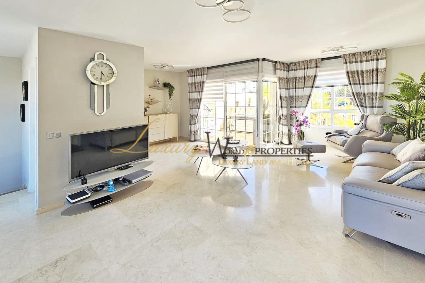 4 sypialnia Mieszkanie na sprzedaż w Palm-Mar z basenem garażem - 1 295 000 € (Ref: 8936337)