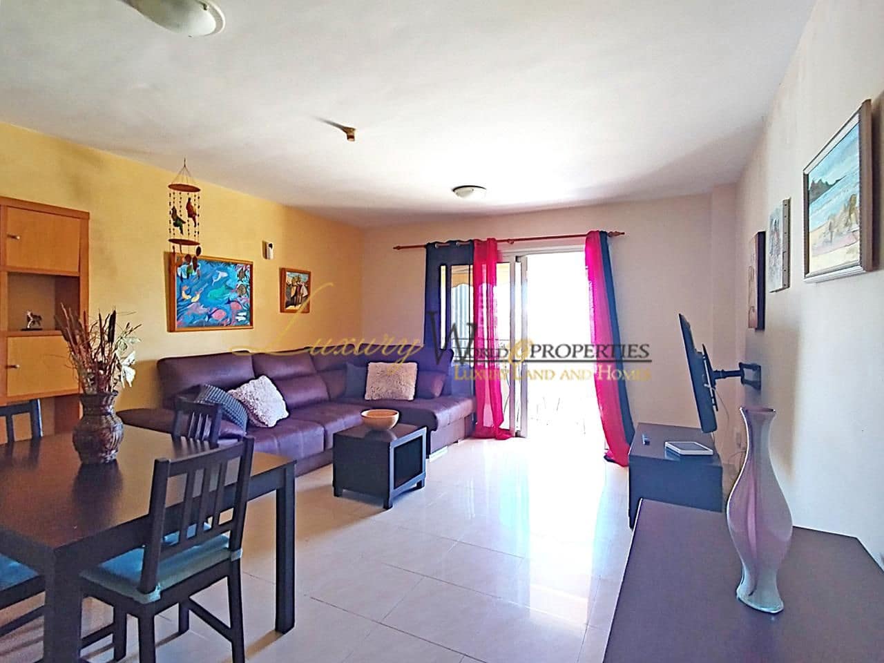 2 bedroom Flat for sale in Playa Paraiso with pool - € 299,000 (Ref: 8948131)