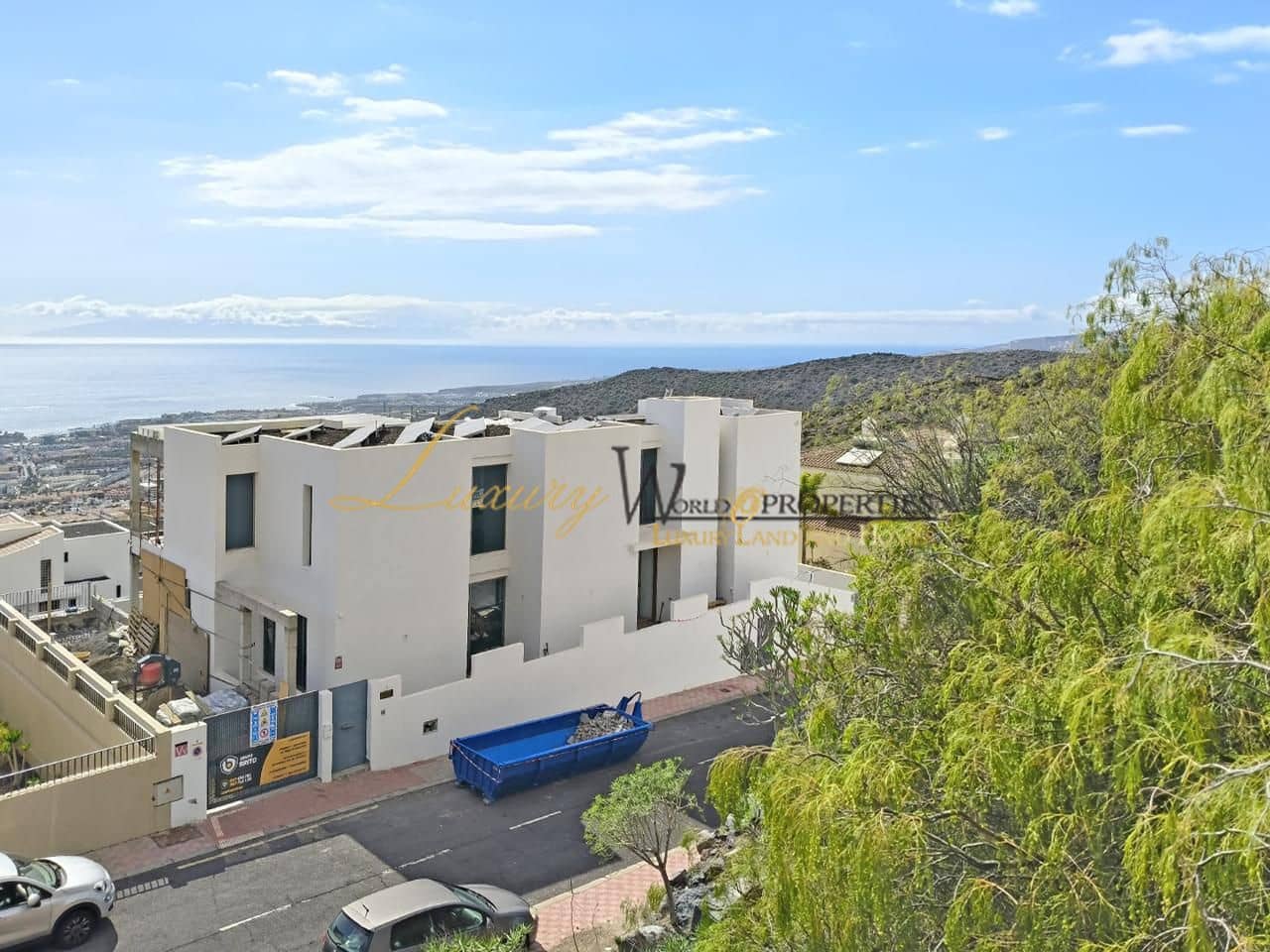 Mark till salu i Costa Adeje - 990 000 € (Ref: 8949835)