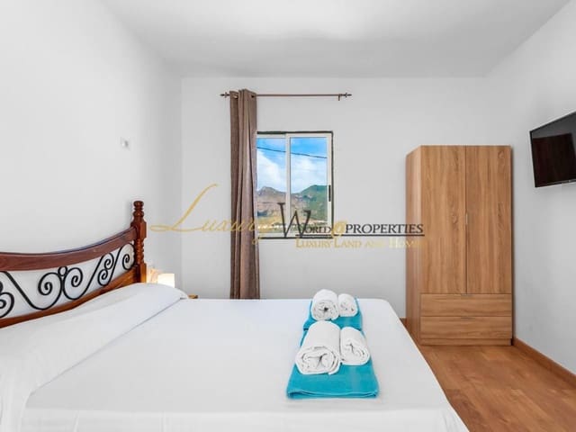 12 soverom Villa til salgs i Santiago del Teide - € 990 000 (Ref: 8956449)