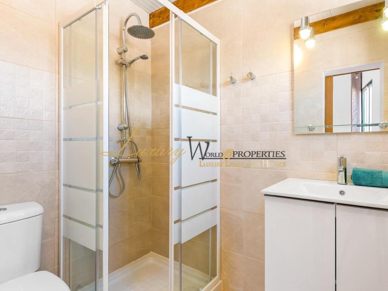 12 bedroom Villa for sale in Santiago del Teide - € 990,000 (Ref: 8956449)