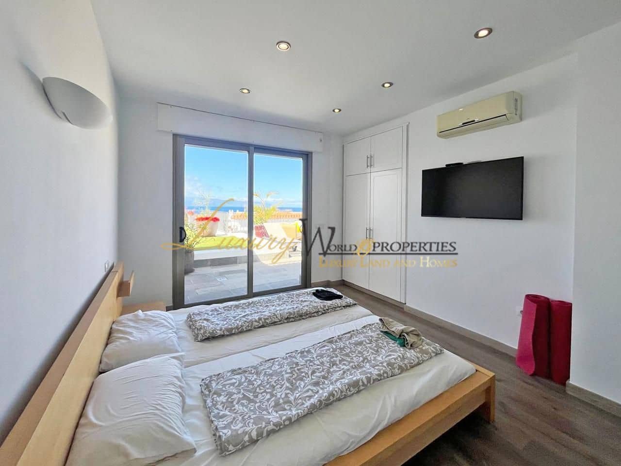 5 soveværelse Villa til salg i Playa de la Arena med swimmingpool garage - € 1.950.000 (Ref: 8960850)