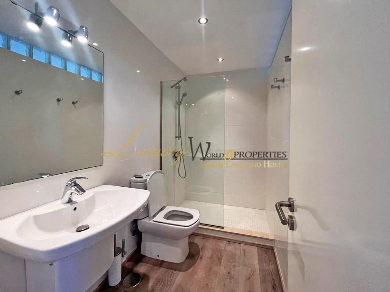 5 soveværelse Villa til salg i Playa de la Arena med swimmingpool garage - € 1.950.000 (Ref: 8960850)