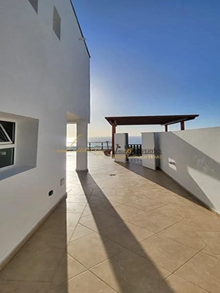 3 soveværelse Villa til salg i Costa Adeje med garage - € 875.000 (Ref: 8969529)