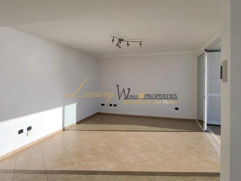 3 soveværelse Villa til salg i Costa Adeje med garage - € 875.000 (Ref: 8969529)